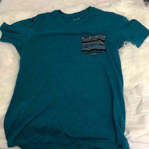 Hurley t-shirt